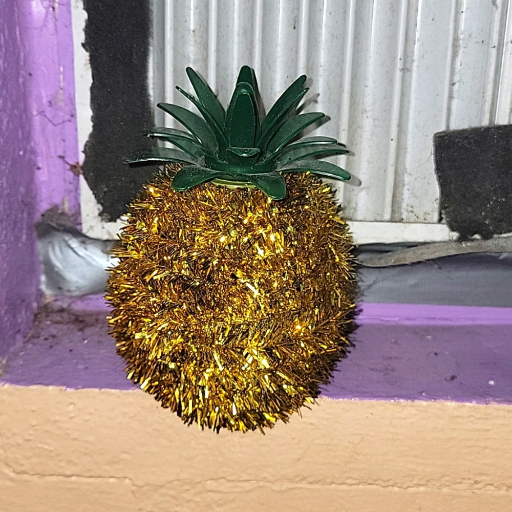 Pineapple decor